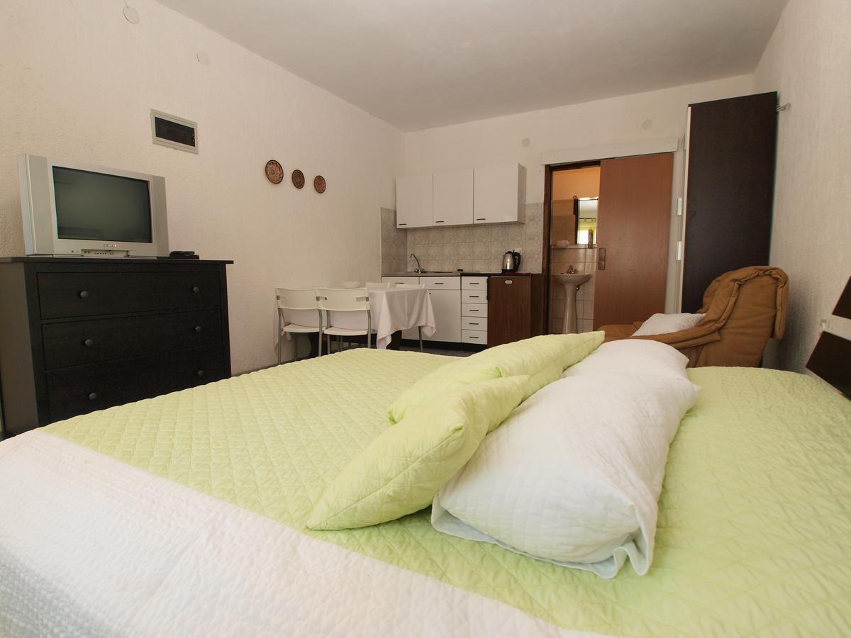 Apartments Marija 85 Фажана Экстерьер фото